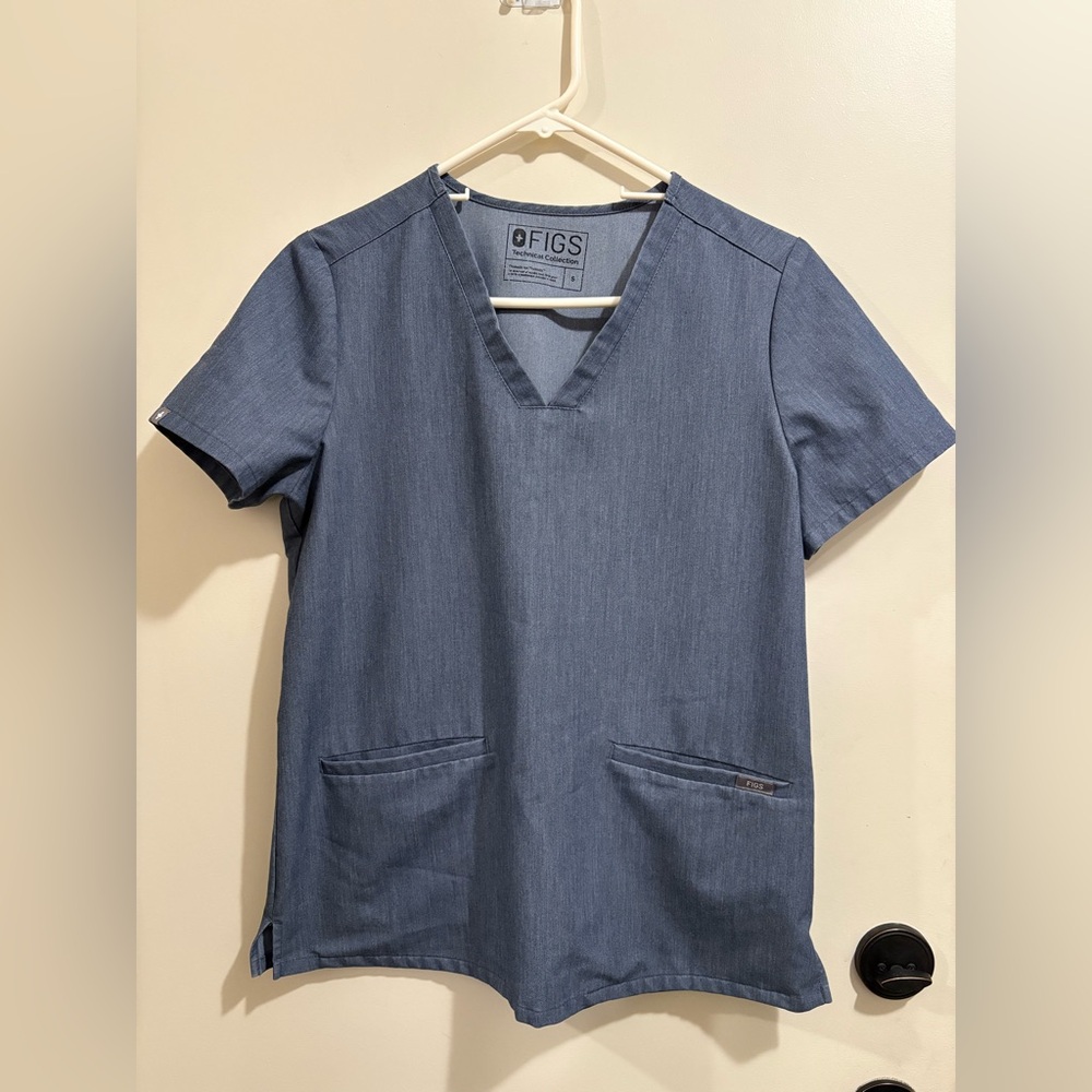 Figs Women’s Scrub Top